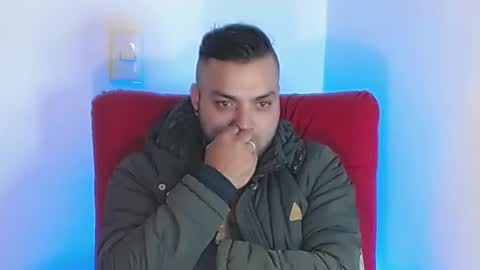 Snapshot of robert_leroy chatting on 03/02/25, 06:05 Stiven - online show from 03/02/25, 06:05