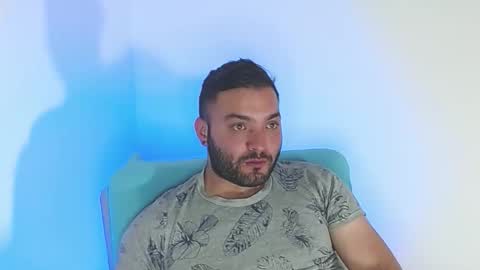 Snapshot of robert_leroy chatting on 11/12/25, 04:57 Stiven - online show from 11/12/25, 04:57