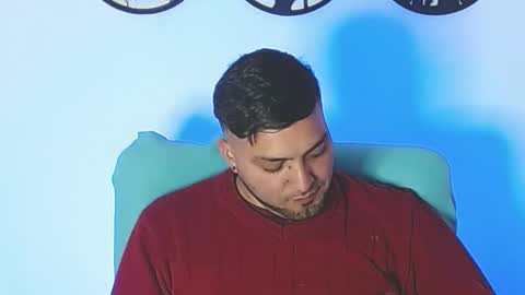 Snapshot of robert_leroy chatting on 12/01/25, 07:02 Stiven - online show from 12/01/25, 07:02