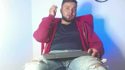 Snapshot of robert_leroy chatting on 05/19/26, 04:19 Stiven - online show from 05/19/26, 04:19