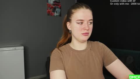 Snapshot of robert_lisa chatting on 01/11/26, 08:52 Lisa and Robert i am online all days 900 am GMT3 online show from 01/11/26, 08:52