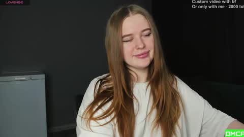 Snapshot of robert_lisa chatting on 02/11/26, 04:17 Lisa and Robert i am online all days 900 am GMT3 online show from 02/11/26, 04:17