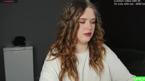 Snapshot of robert_lisa chatting on 02/14/26, 08:00 Lisa and Robert i am online all days 900 am GMT3 online show from 02/14/26, 08:00