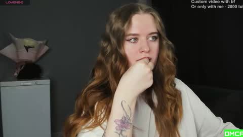 Snapshot of robert_lisa chatting on 02/15/26, 05:37 Lisa and Robert i am online all days 900 am GMT3 online show from 02/15/26, 05:37