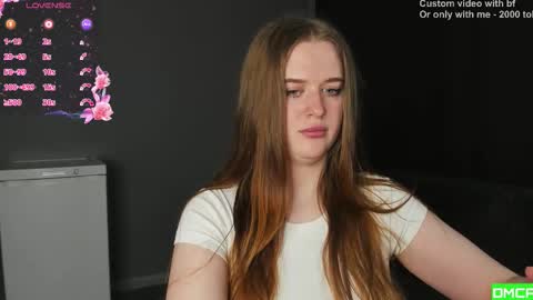 Snapshot of robert_lisa chatting on 02/23/26, 04:10 Lisa and Robert i am online all days 900 am GMT3 online show from 02/23/26, 04:10