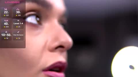 Roberta online show from 09/30/25, 08:19