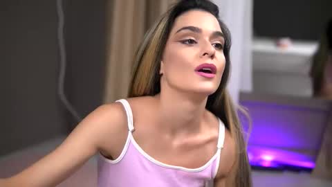 Roberta online show from 11/22/25, 11:42