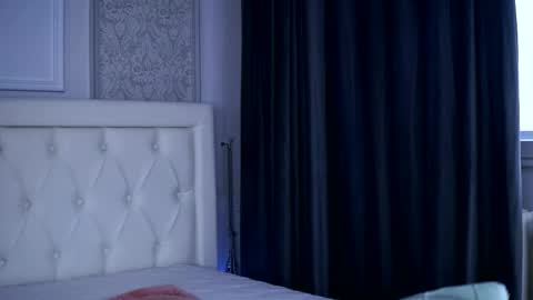 Roberta online show from 03/28/26, 01:11