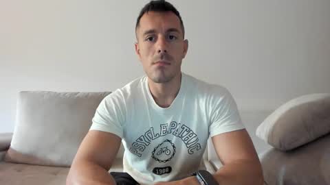 roberto4ever online show from 10/01/25, 05:02