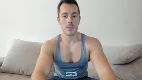 roberto4ever online show from 10/16/25, 08:48