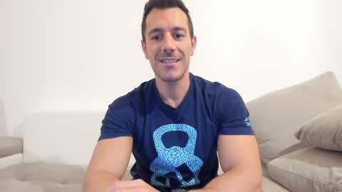 roberto4ever online show from 05/17/26, 03:04
