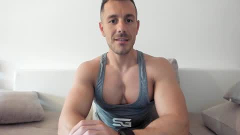 roberto4ever online show from 05/19/26, 09:48