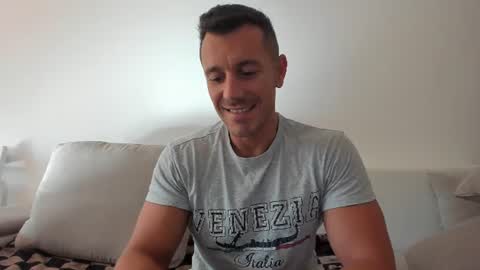 roberto4ever online show from 07/24/26, 04:54