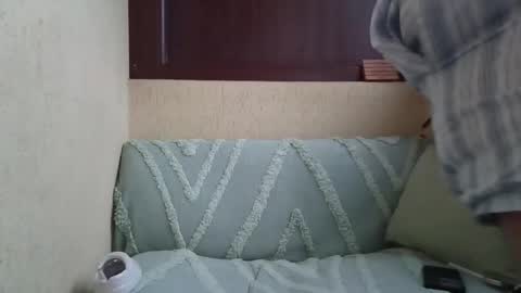 Snapshot of roberto_twink1 chatting on 11/10/25, 11:09 Roberto online show from 11/10/25, 11:09