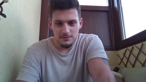 Snapshot of roberto_twink1 chatting on 01/13/26, 09:36 Roberto online show from 01/13/26, 09:36