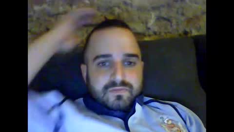 Snapshot of robertoredo chatting on 01/02/25, 12:13 Roberto online show from 01/02/25, 12:13