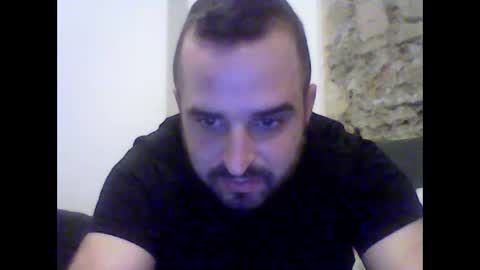 Snapshot of robertoredo chatting on 01/07/25, 07:06 Roberto online show from 01/07/25, 07:06