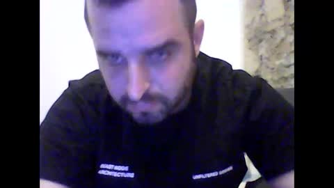 Snapshot of robertoredo chatting on 01/07/25, 10:08 Roberto online show from 01/07/25, 10:08