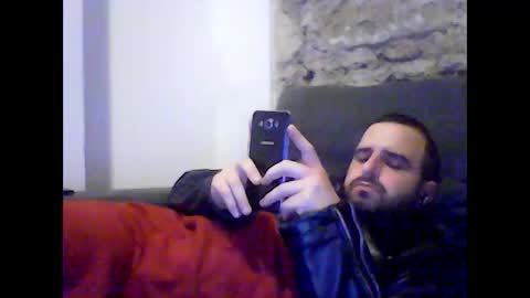 Snapshot of robertoredo chatting on 01/17/25, 01:36 Roberto online show from 01/17/25, 01:36