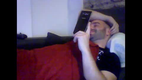 Snapshot of robertoredo chatting on 01/18/25, 09:02 Roberto online show from 01/18/25, 09:02