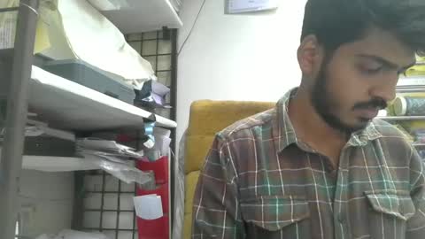 Snapshot of robertsalia220 chatting on 01/03/25, 08:32 Robertsalia online show from 01/03/25, 08:32