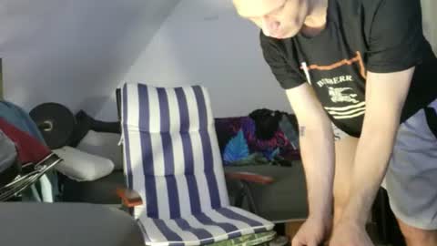 Snapshot of robertxxxpol chatting on 02/14/26, 11:45 zenek robert online show from 02/14/26, 11:45