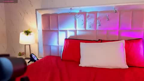 robin D online show from 04/22/26, 04:30