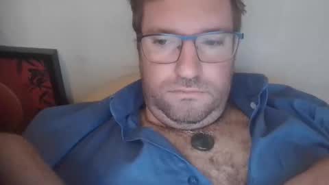 robinouhot online show from 11/09/25, 08:56