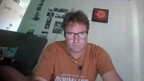 Snapshot of robinouhot chatting on 07/06/26, 09:39 robinouhot online show from 07/06/26, 09:39