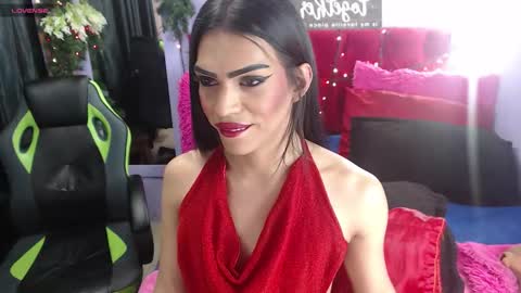 Snapshot of robinsonbaker chatting on 09/15/25, 05:40 Margot Ferrer online show from 09/15/25, 05:40