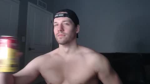 Snapshot of robknocks chatting on 02/17/26, 12:18 Rob Knocks online show from 02/17/26, 12:18