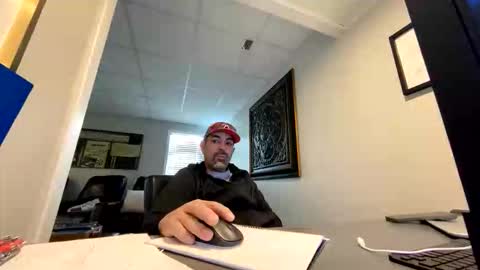 roblatino12 online show from 12/17/25, 02:34