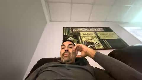 roblatino12 online show from 12/21/25, 04:58