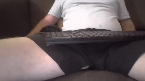 robmutant online show from 02/15/25, 11:06