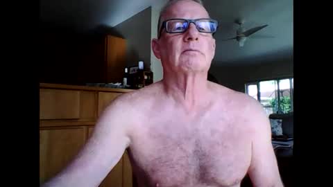 Snapshot of robo0000 chatting on 05/04/26, 04:14 robo0000 online show from 05/04/26, 04:14