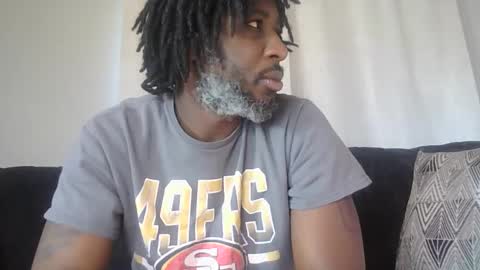 Snapshot of robo_cox chatting on 12/01/24, 05:57 BBC America online show from 12/01/24, 05:57