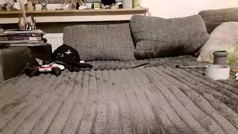 Robson online show from 11/04/25, 04:39