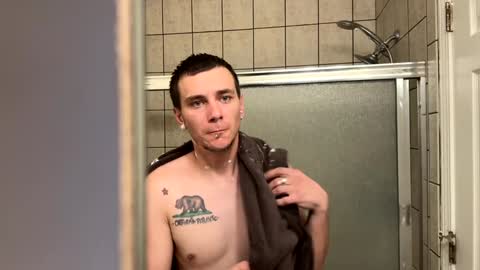 Rob witha 8 online show from 12/27/24, 02:47