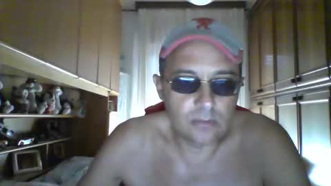 robertino online show from 09/14/25, 11:42