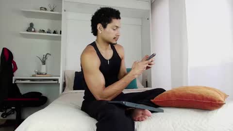 roby_millerr online show from 10/25/25, 10:26