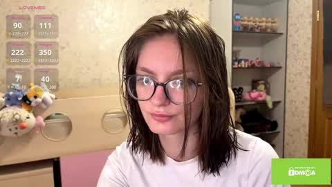 robynsentinella online show from 03/13/26, 10:27