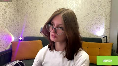 robynsentinella online show from 04/07/26, 03:07