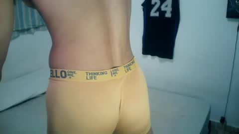 Rocco online show from 10/30/25, 01:34