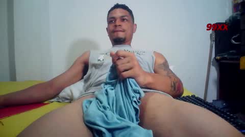 Snapshot of rocco99xx chatting on 03/25/26, 08:04 Rocco online show from 03/25/26, 08:04