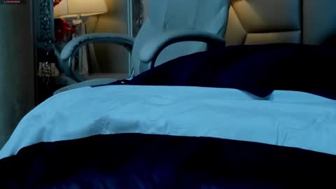 rocco_santos online show from 11/30/25, 02:32