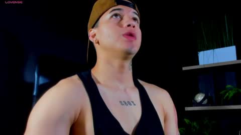 rocco_santos online show from 04/06/26, 05:58