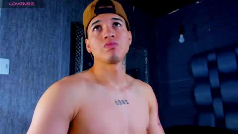 rocco_santos online show from 04/13/26, 06:13