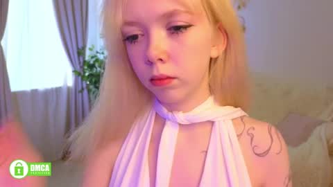 Snapshot of rochelle_dolly chatting on 05/12/26, 03:53 rochelle_dolly online show from 05/12/26, 03:53