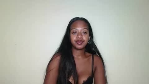 rochellinah online show from 05/19/26, 02:29