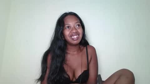 rochellinah online show from 05/21/26, 11:39